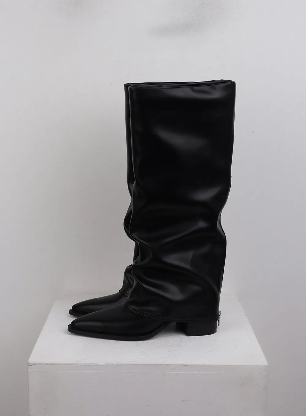 Back Zip-Up Faux Leather Boots CJ410