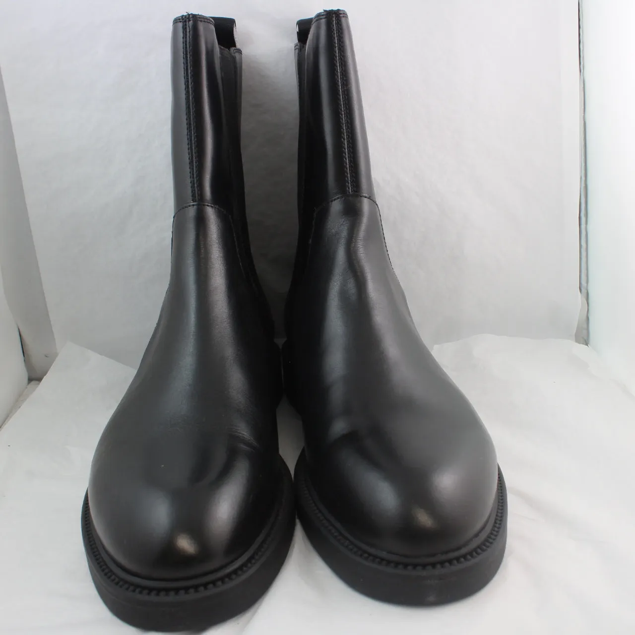 Womens Vagabond Shoemakers Alex High Chelsea Boots in Black